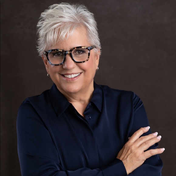 Meet the Posher Other - Meet your Posher, Camille